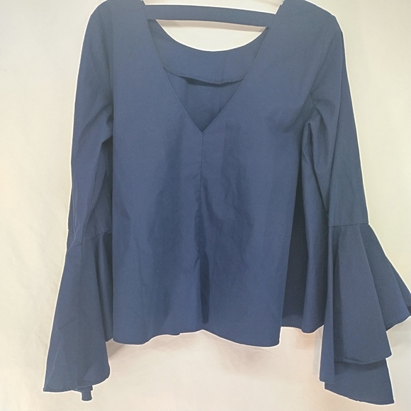 Soprano bell sleeve blouse sz small - Picture 2 of 5
